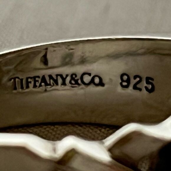 Tiffany & Co Paloma Picasso Triple Loving Heart Ring - Silver - Sz 5.5 - RETIRED - Picture 5 of 16